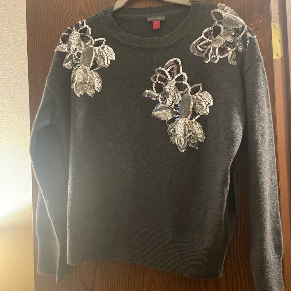 Vince Camuto NWT sequined sweater